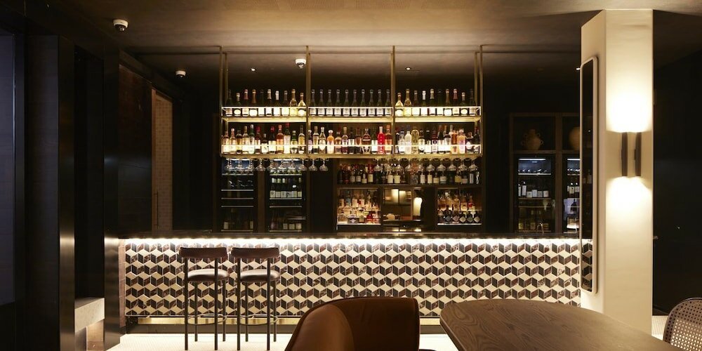 Фото Hotel Realm