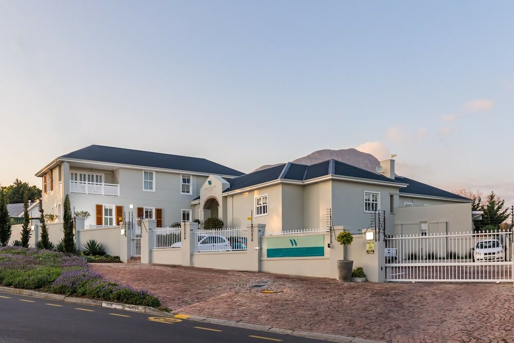 Фото Waterstone Lodge