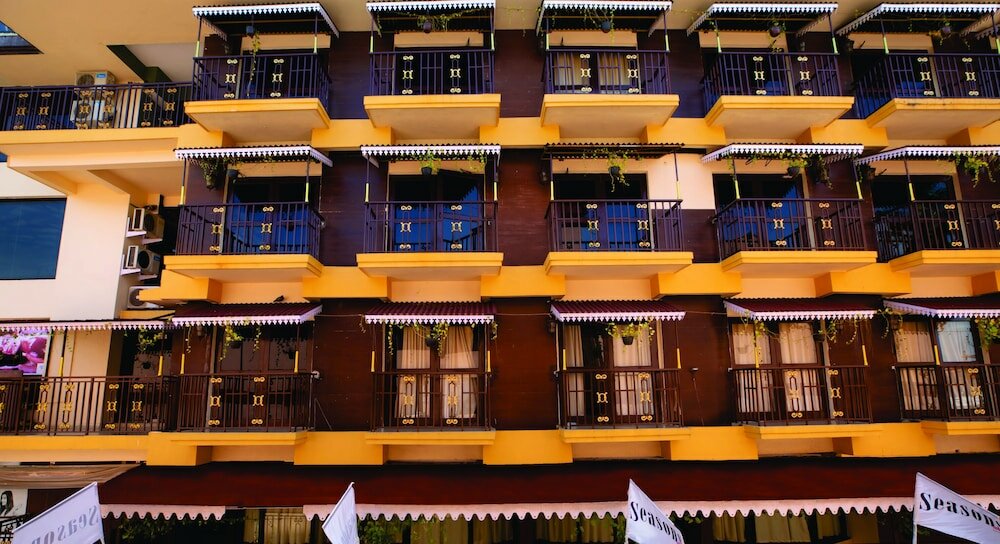 Фото Seasons Hotels & Resorts