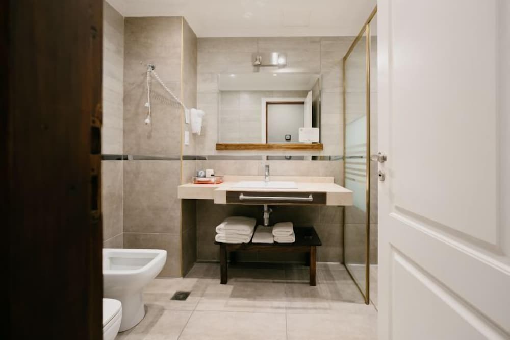 Фото Chalten Suites Hotel