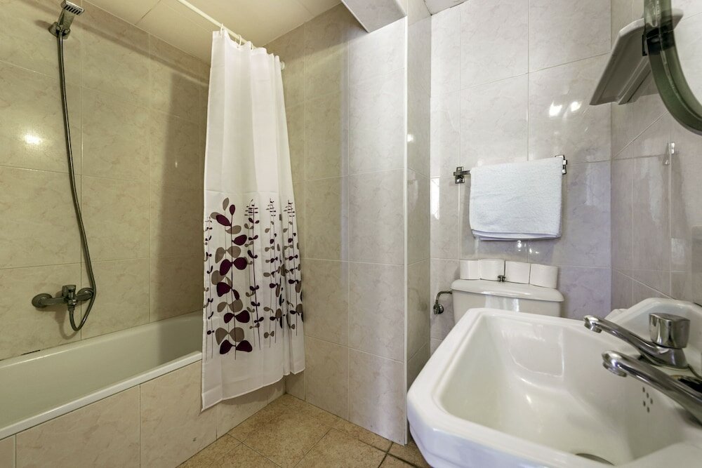 Фото Marisol Hotel