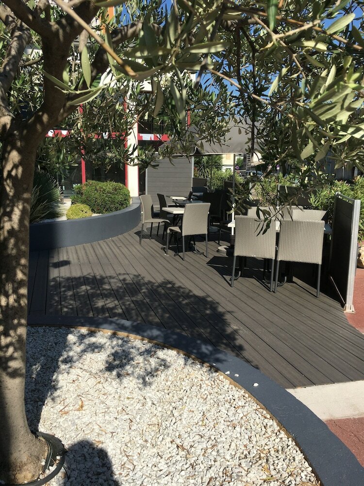 Фото Ibis Ales Centre Ville