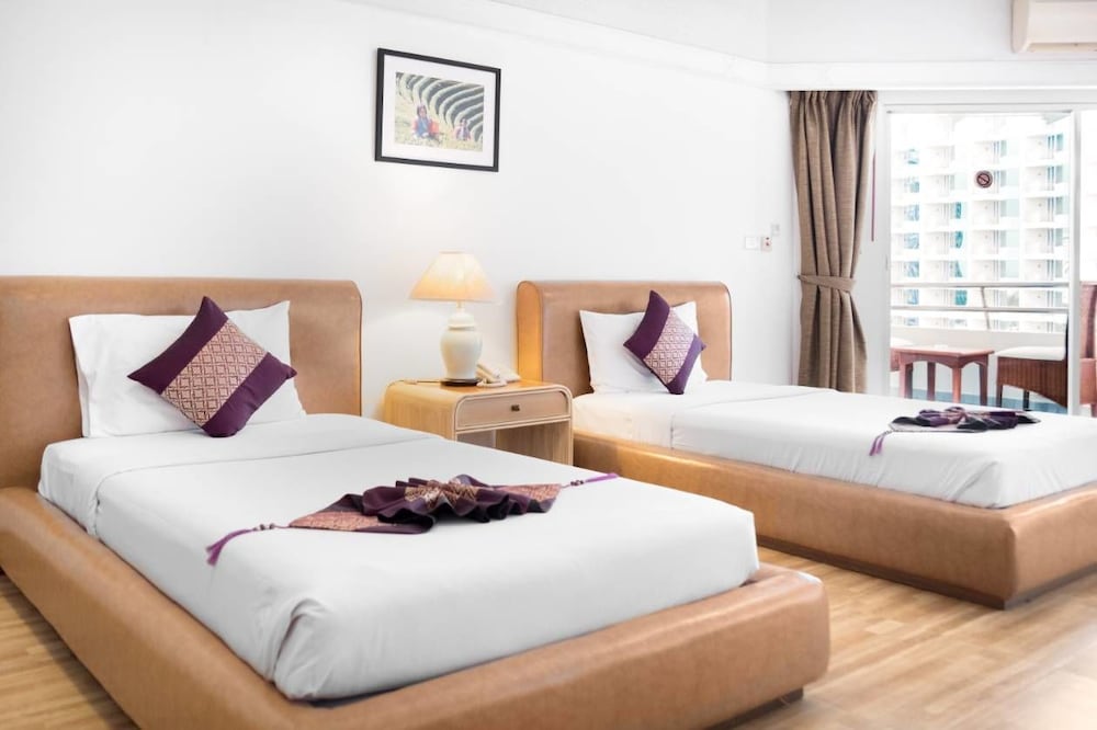 Фото Markland Seaside Pattaya