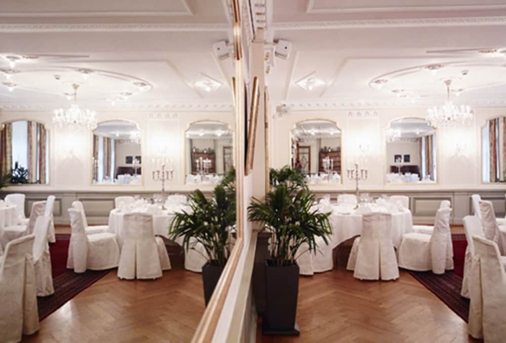 Фото Romantik Hotel Wilden Mann