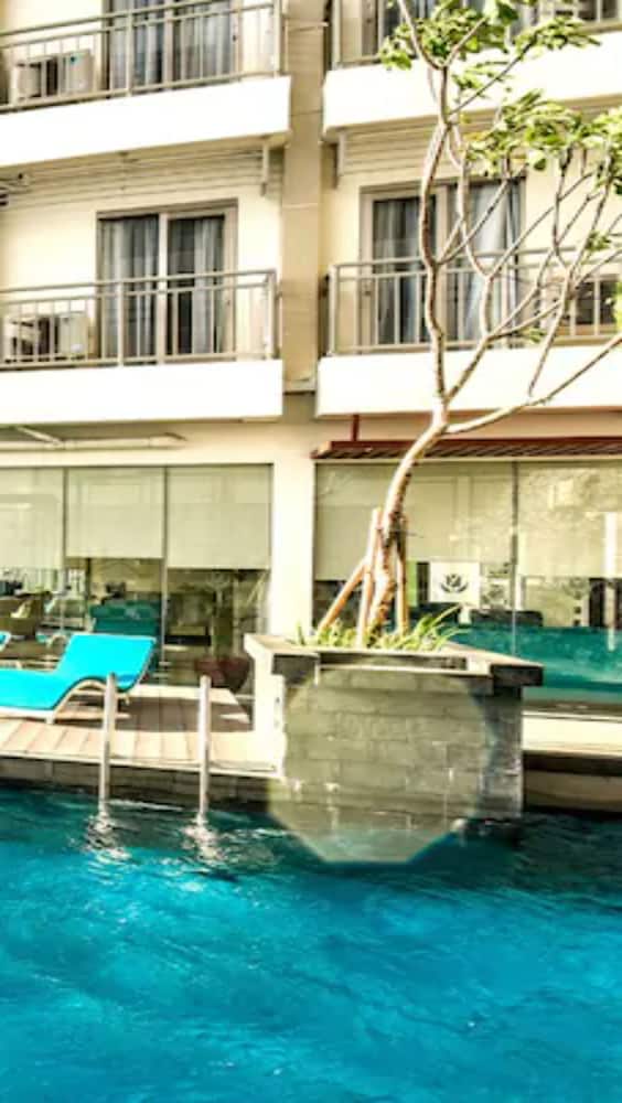 Фото Golden Tulip Essential Tangerang