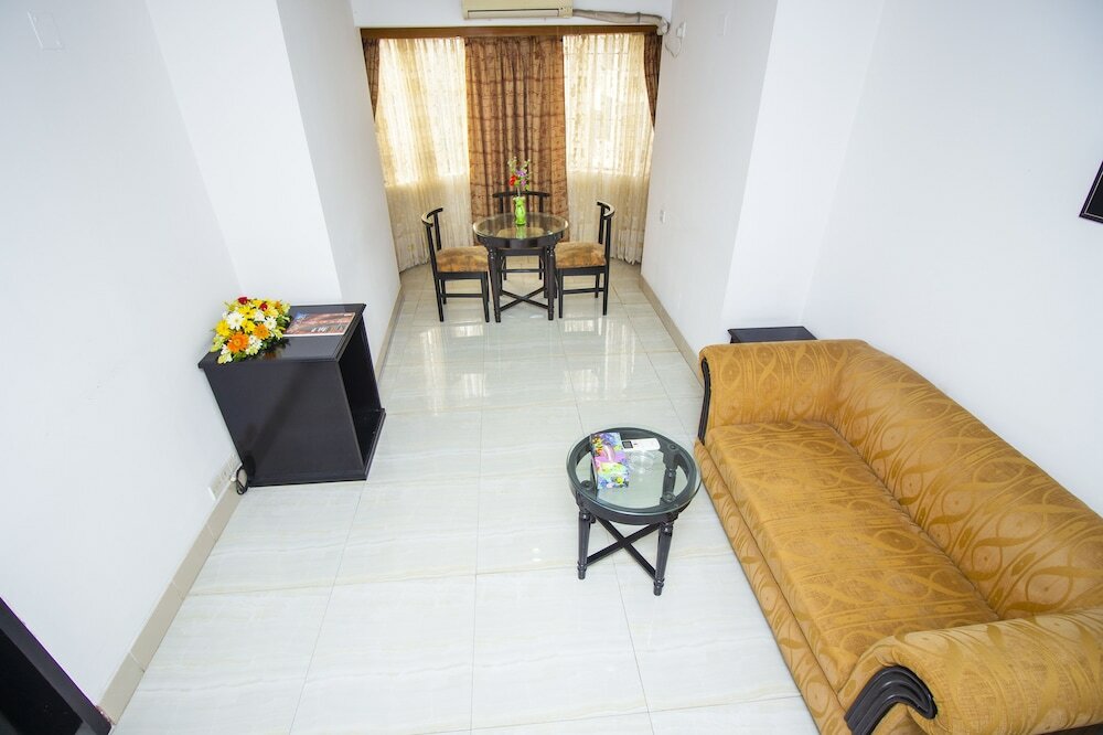 Фото Hotel Lake Breeze