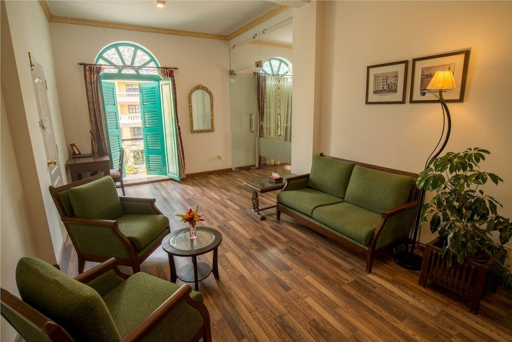 Фото 148055763645