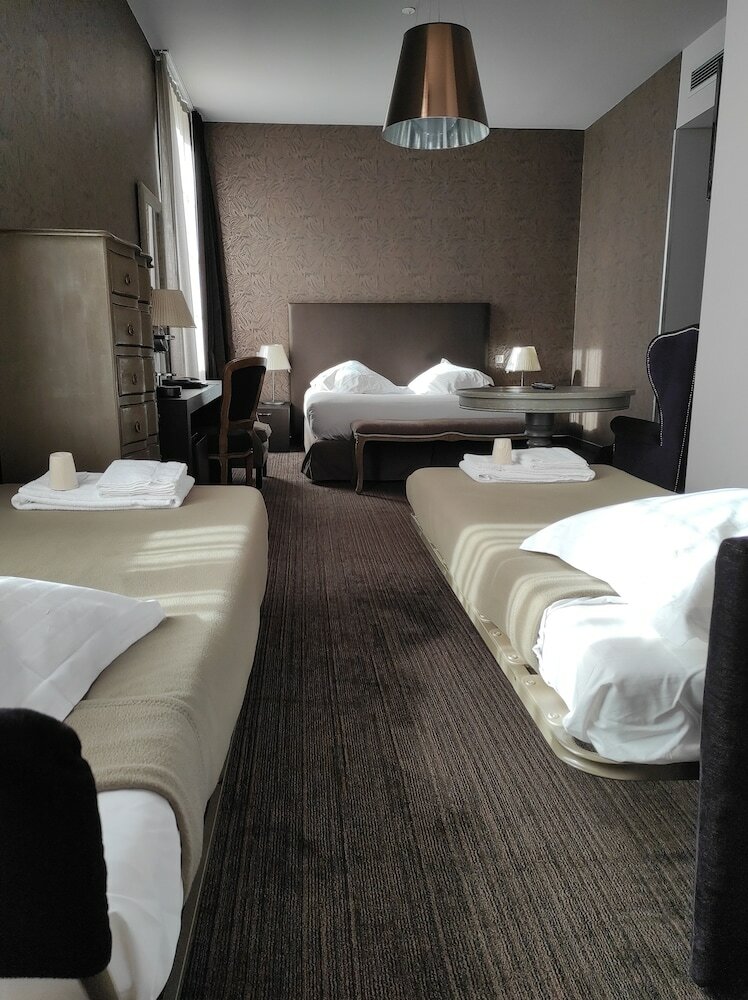 Фото Hôtel de Paris