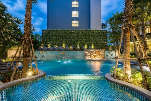 Внешний вид отеля Hotel Amber Pattaya в Паттайе, фото 1