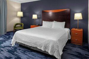 Гостиница Fairfield Inn & Suites by Marriott Charlotte Matthews
