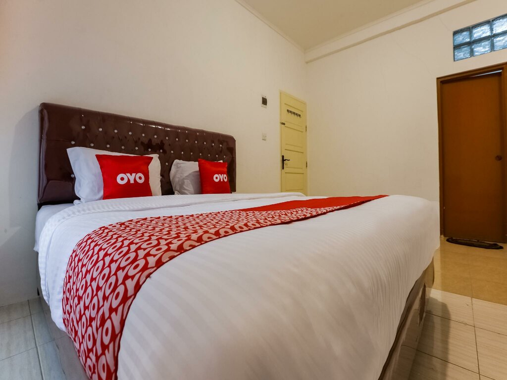 Hotel Mine Residence by Oyo Rooms, Padang, photo