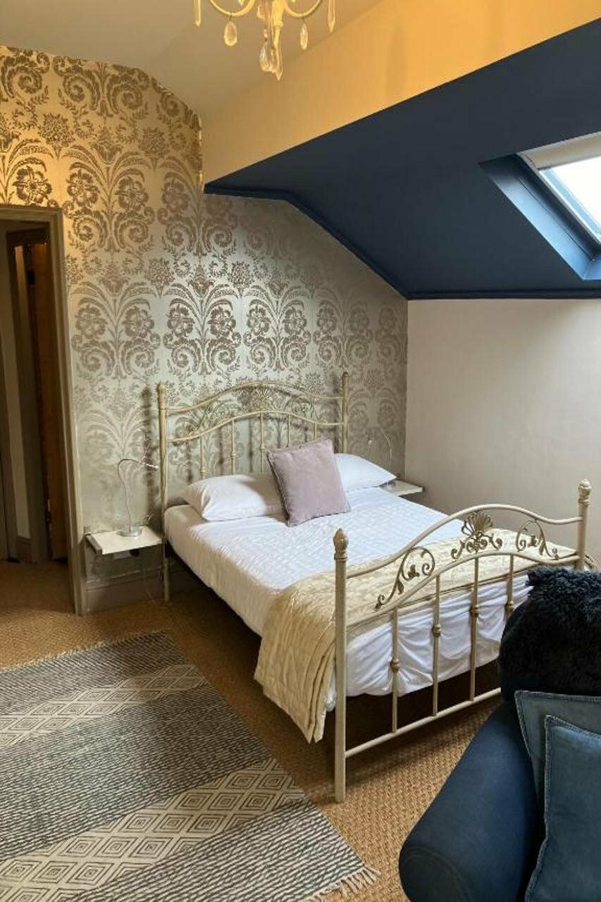 Фото Cornerstones Guest House