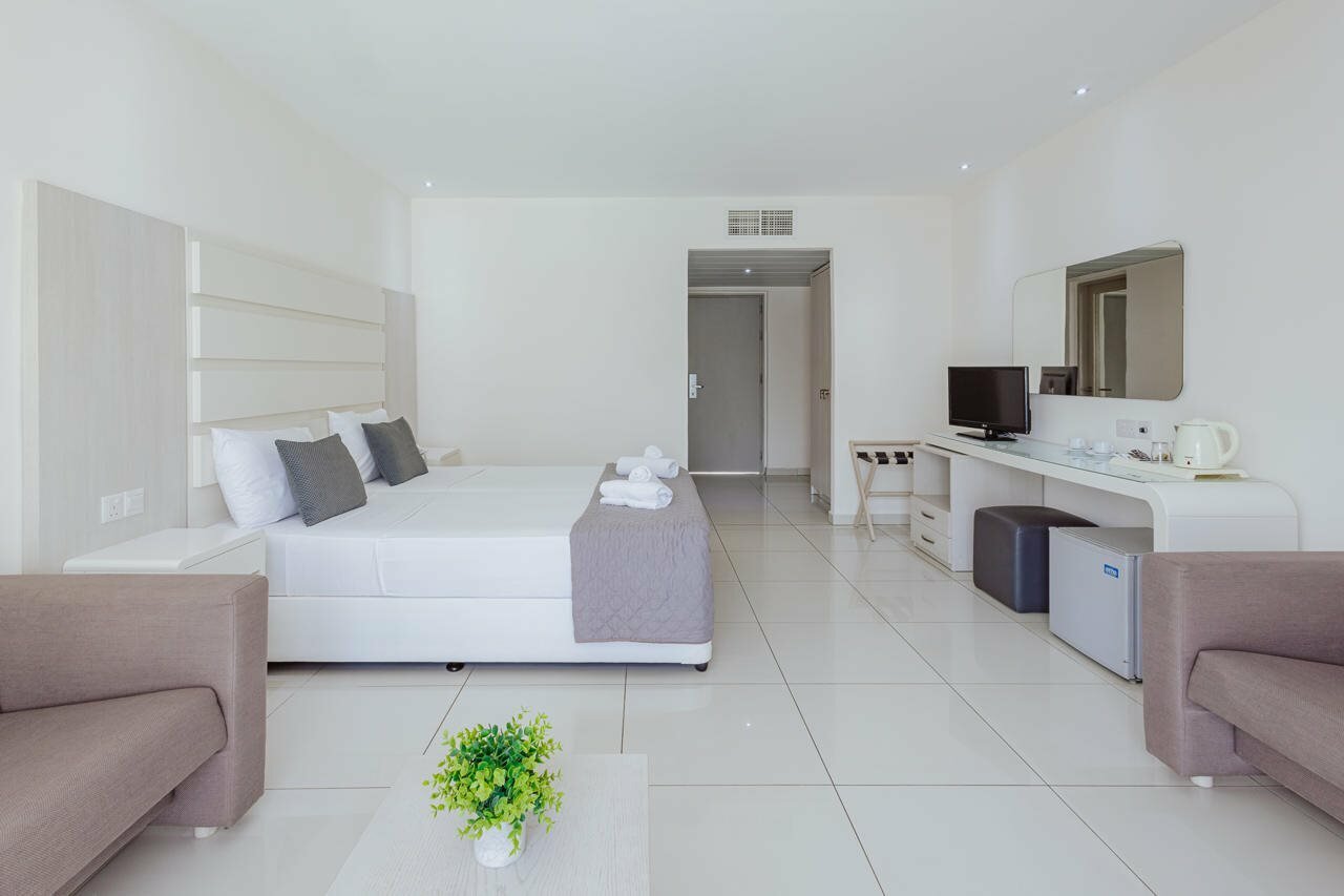 Фото Tasia Maris Oasis