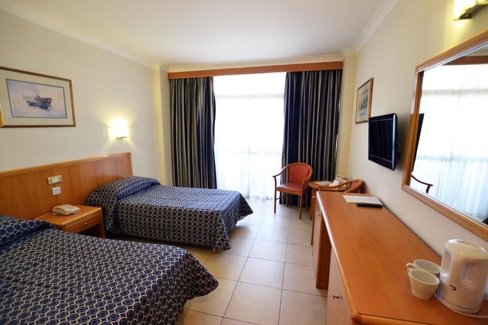 Фото Qawra Palace Resort & SPA