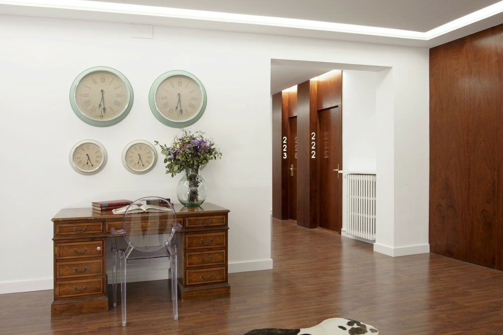 Фото Gaudi Hotel