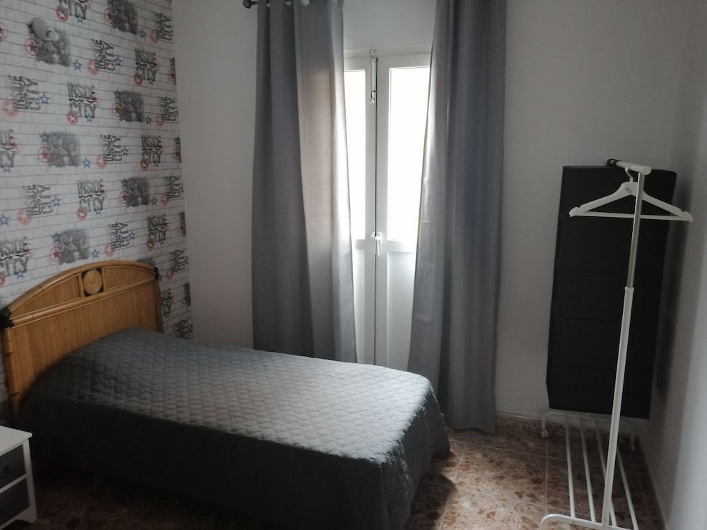 Фото Hostal Alcaravaneras