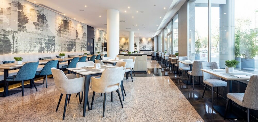 Фото Hotel Ilunion Alcalá Norte