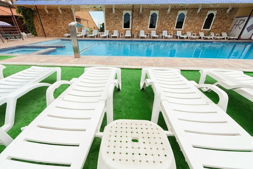 Фото Regineh Hotel