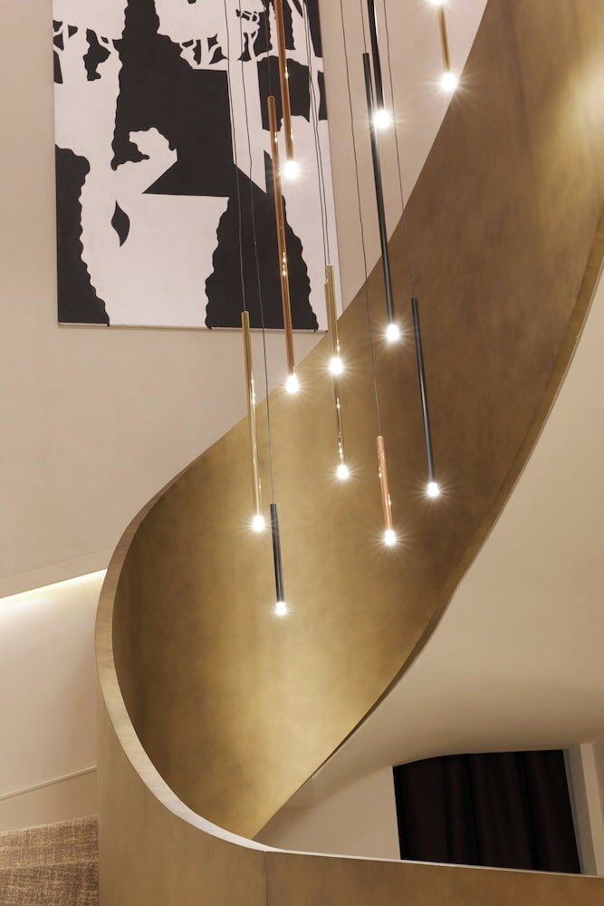 Фото Borghese Contemporary Hotel