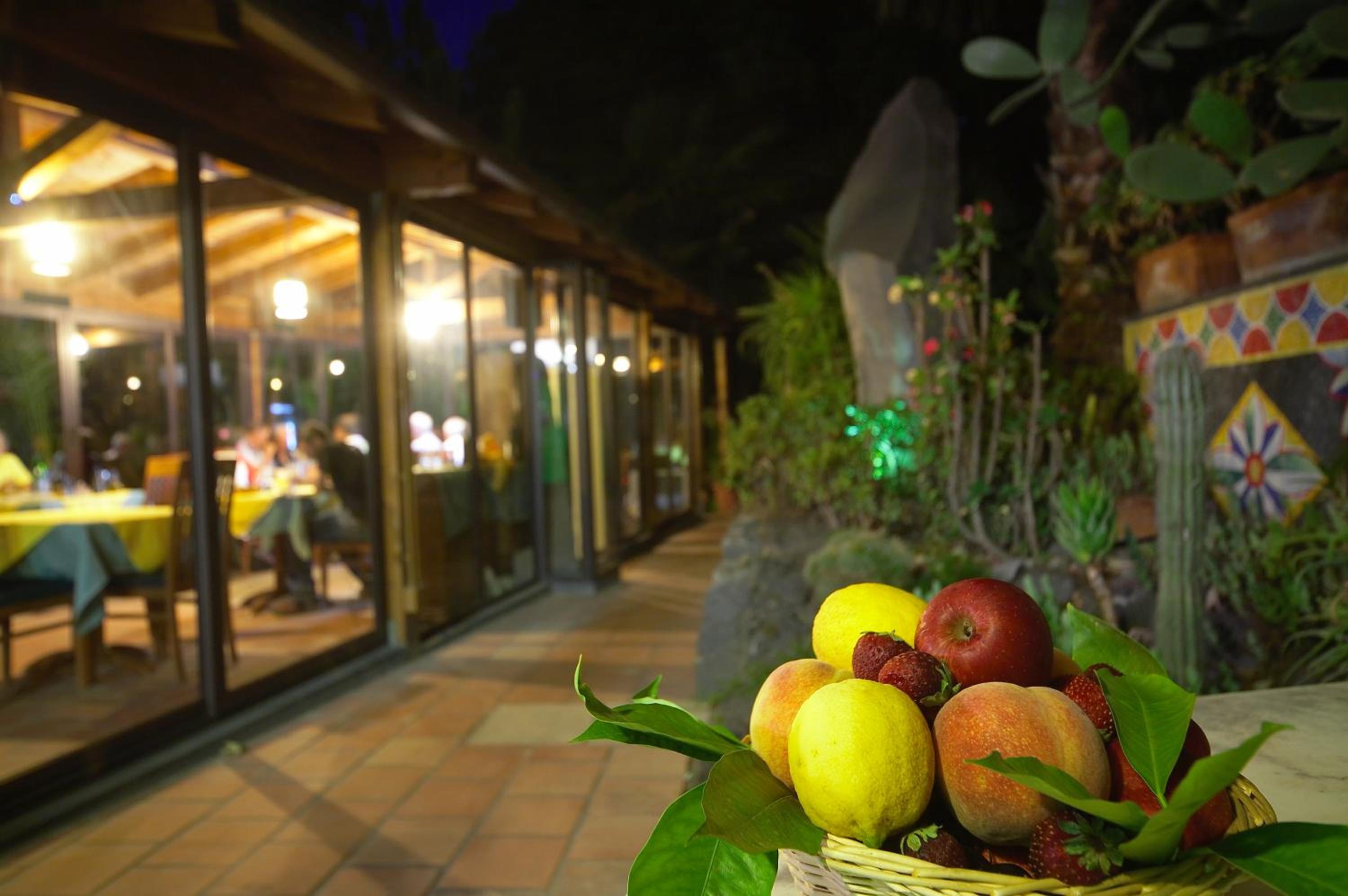 Фото Hotel Borgo Verde