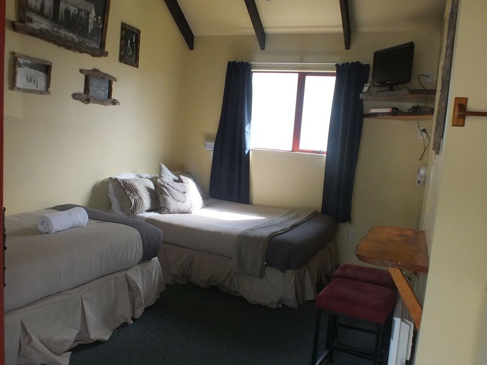 Фото Glow Worm Accommodation