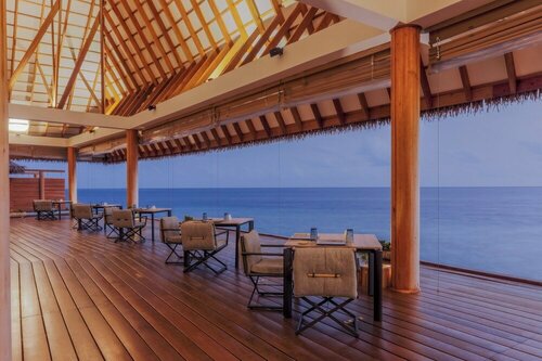Внешний вид отеля Cinnamon Velifushi Maldives в Вааву, фото 2