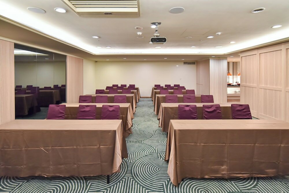 Фото New Continental