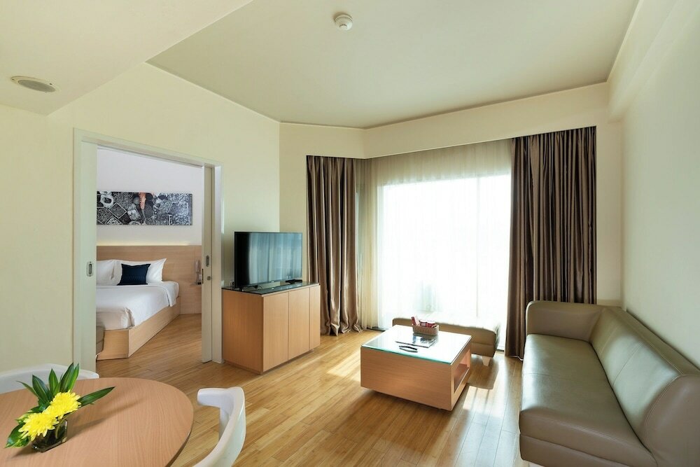 Фото Harris Hotel Tebet Jakarta