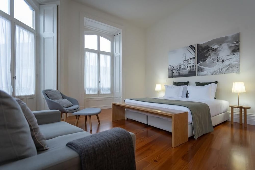 Фото Armazéns Cogumbreiro