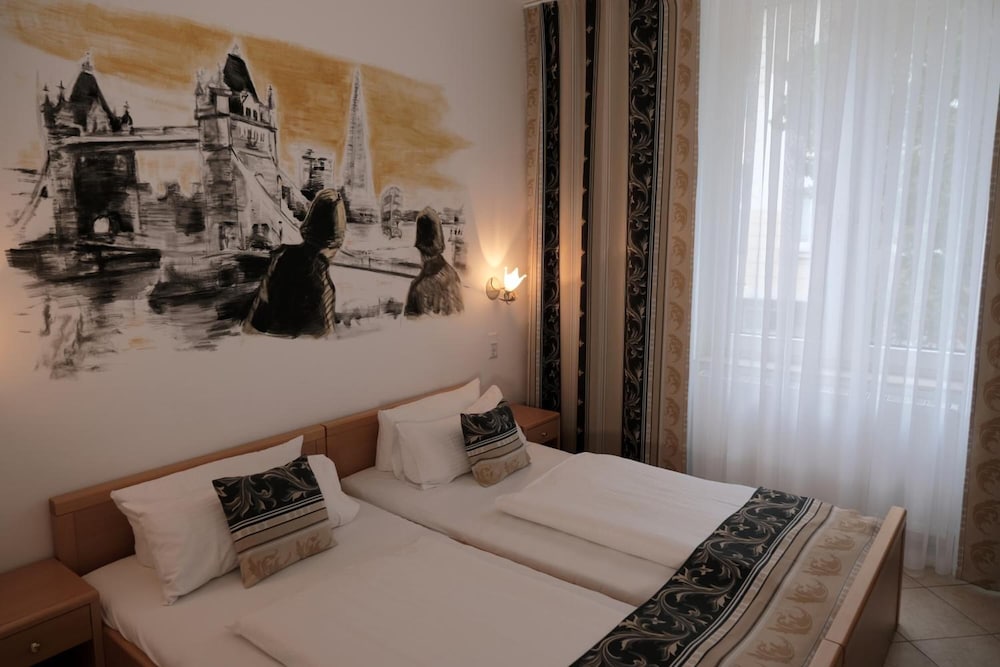 Фото Hotel Engelbert