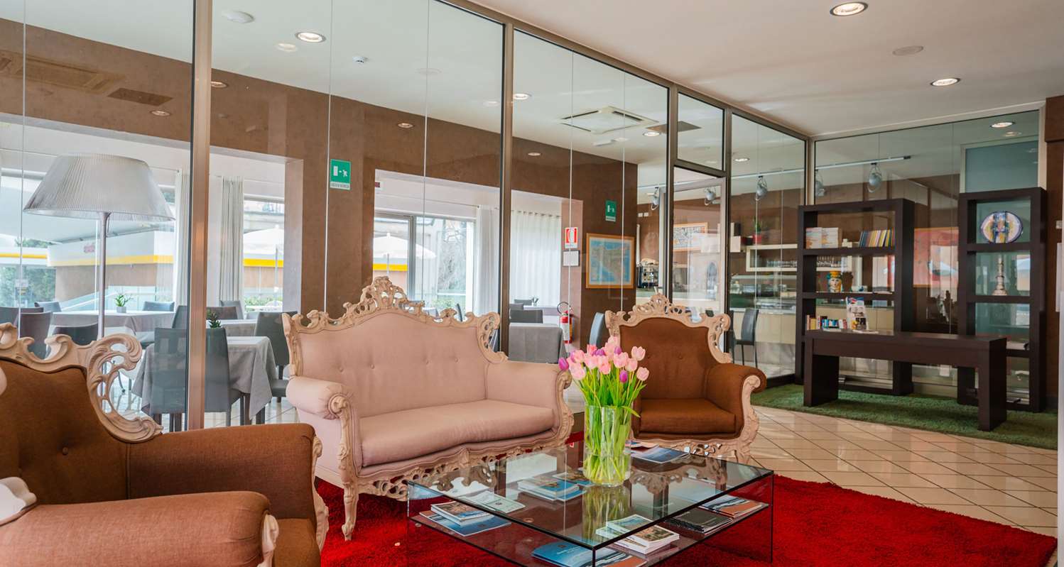 Фото Hotel Principe D'Aragona