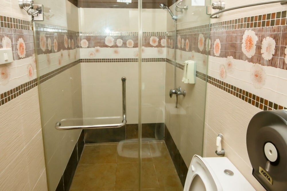 Фото Zen Rooms Sukhumvit 71