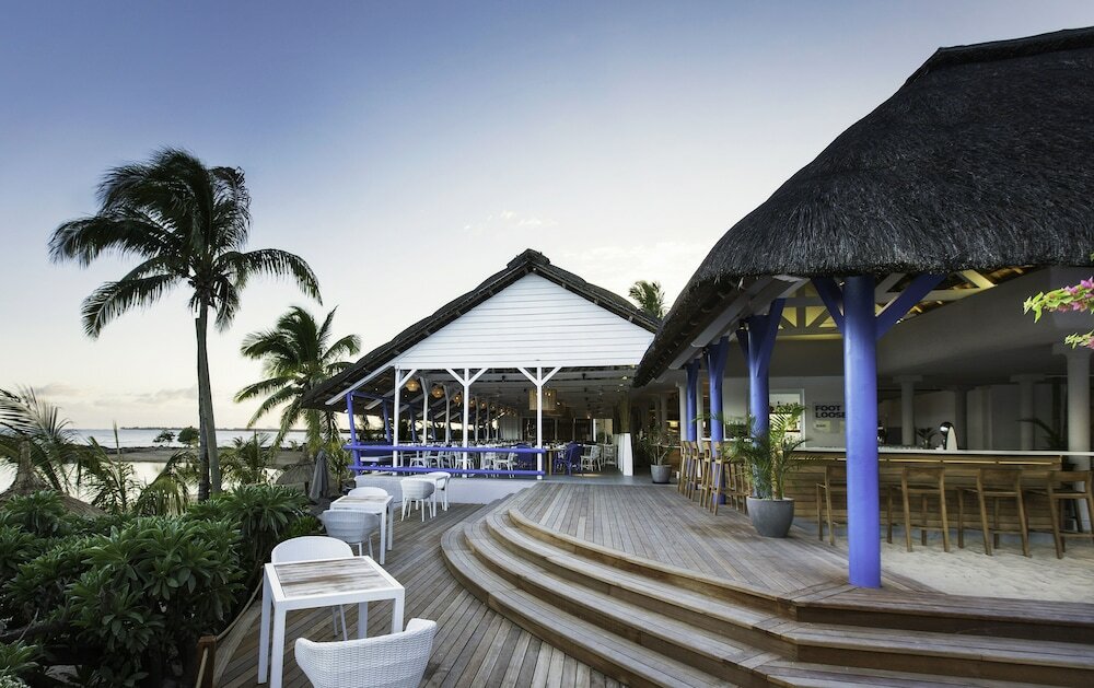 Фото Veranda Pointe Aux Biches Hotel