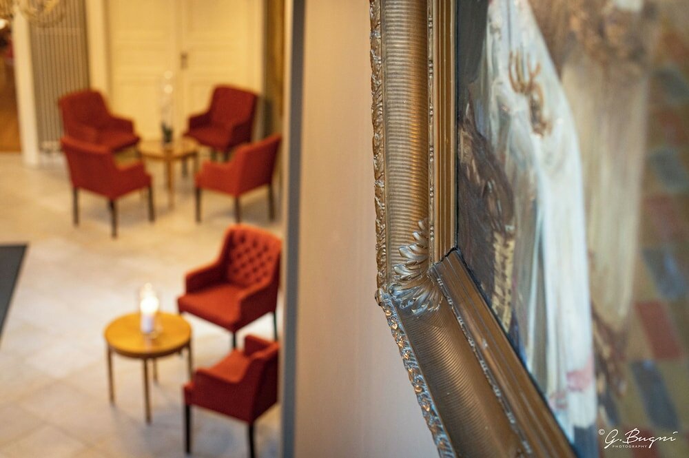 Фото Hotel La Villa des Fleurs