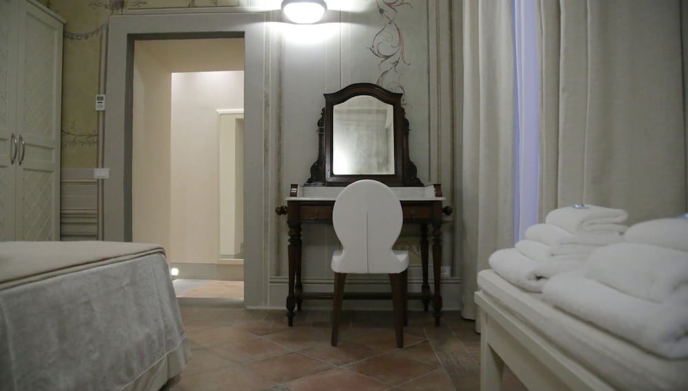 Фото Hotel Renaissance