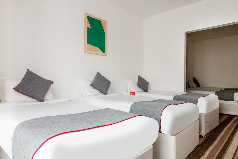 Фото Oyo Flagship Cardiff Central