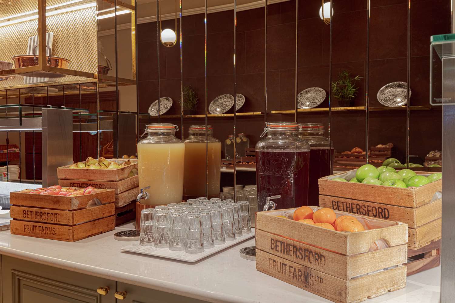 Фото Hilton Belfast