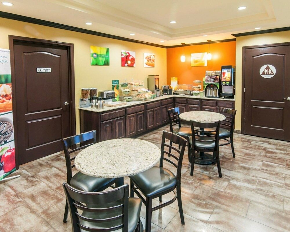 Фото Quality Inn Chico