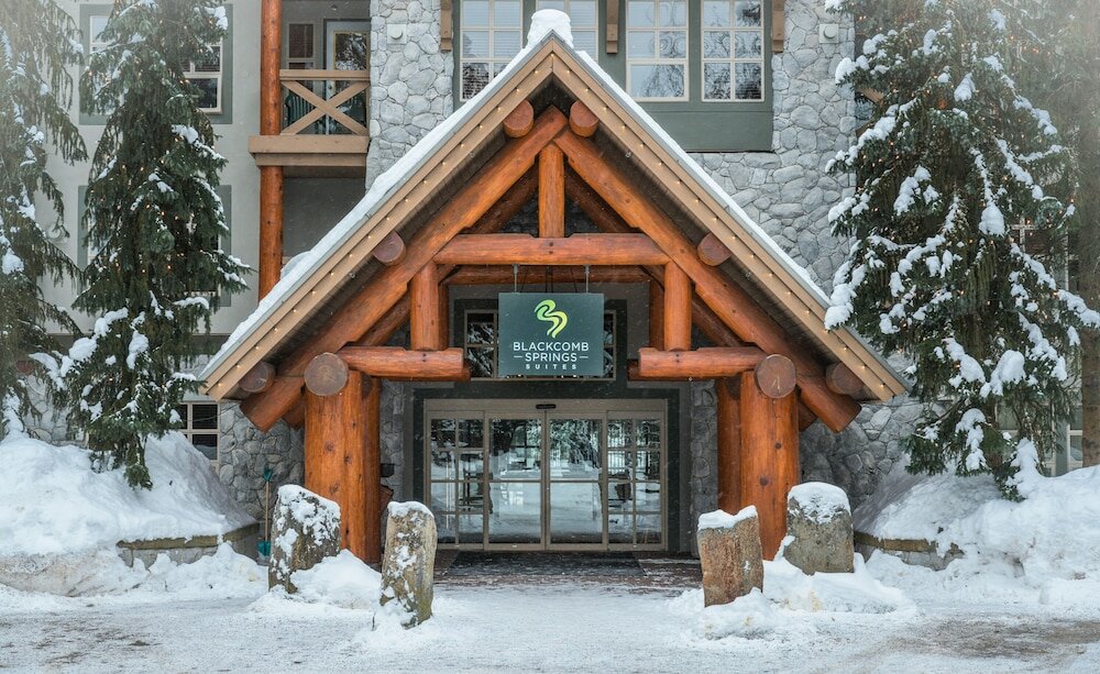 Фото Blackcomb Springs Suites by Clique