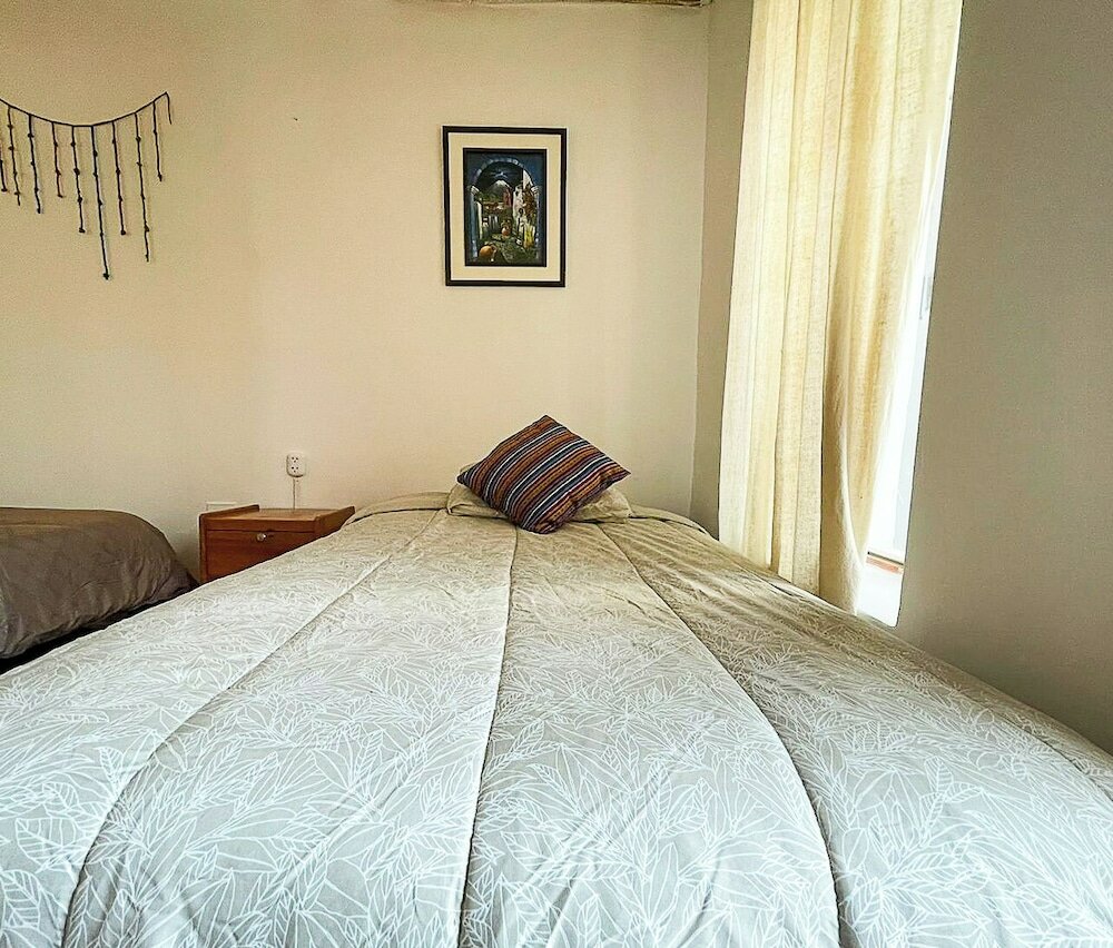 Фото Hotel Casa Suecia - Hostel