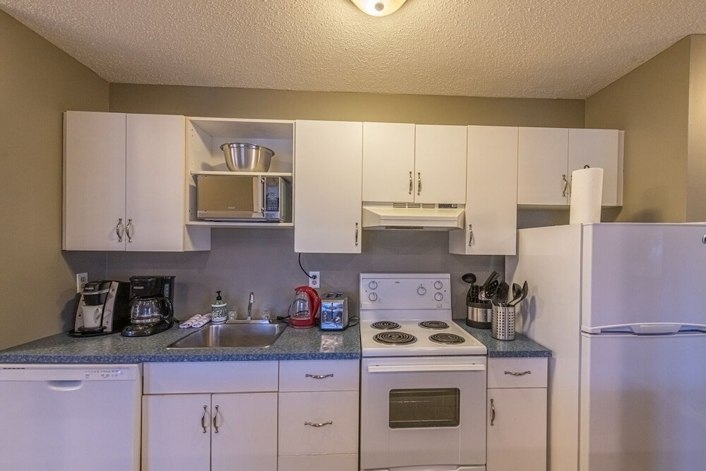 Фото Banff Boundary Lodge