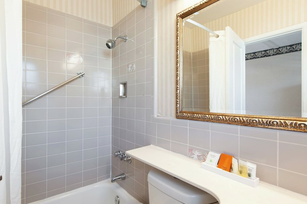 Фото Studio City Court Yard Hotel