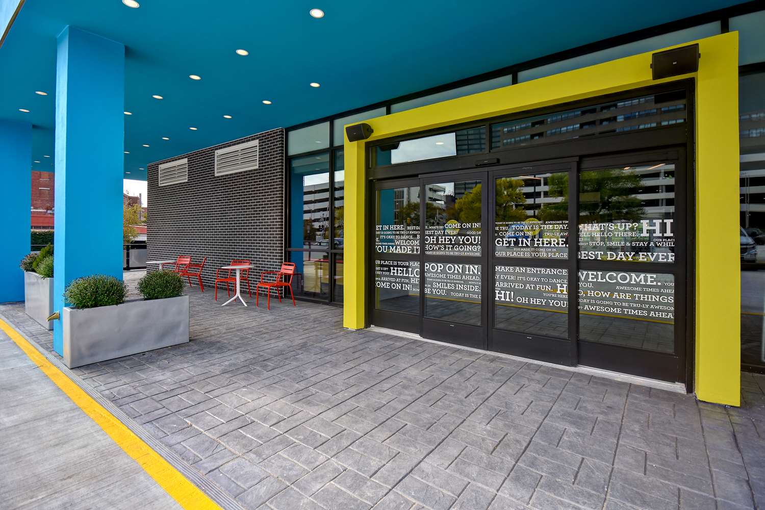 Фото Tru by Hilton Manchester Downtown