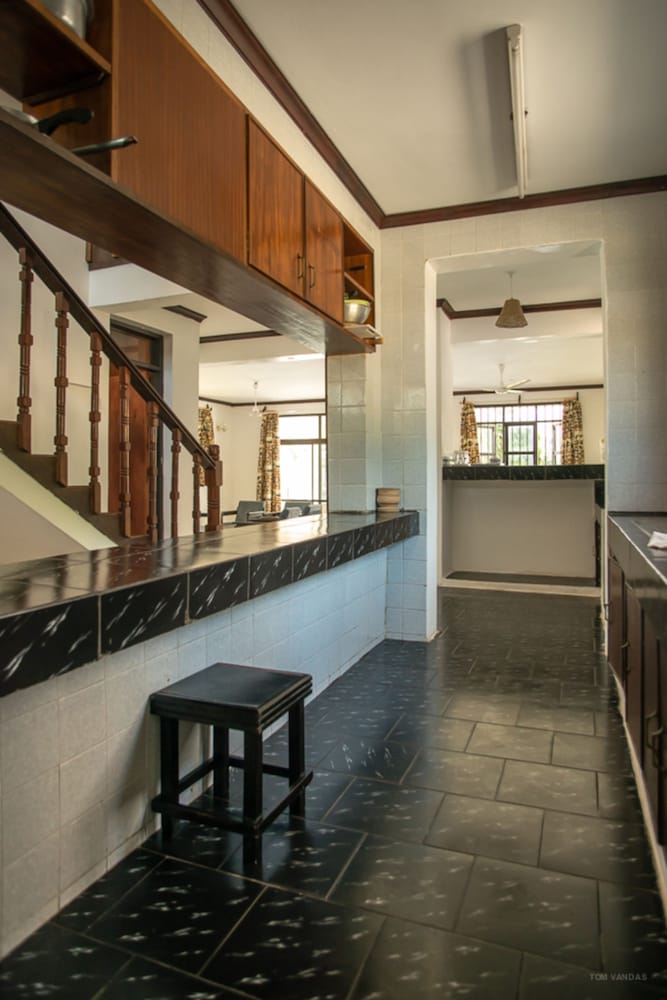 Фото Bahari Dhow Beach Villas