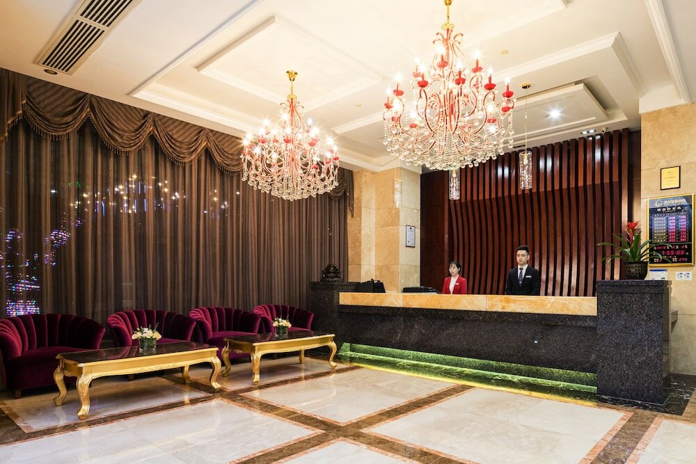 Фото отеля 2