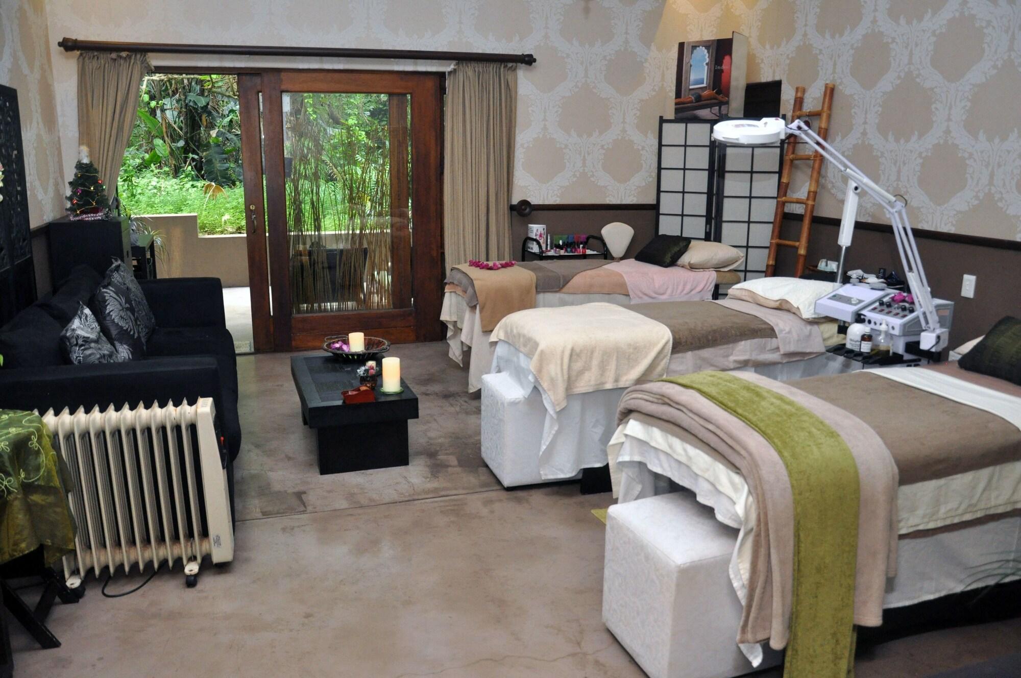 Фото Coco De Mer Boutique Hotel