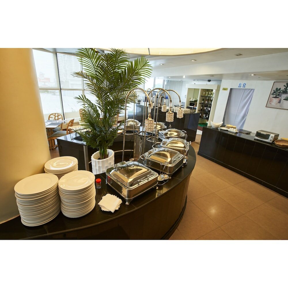 Фото Summit Circle Cebu