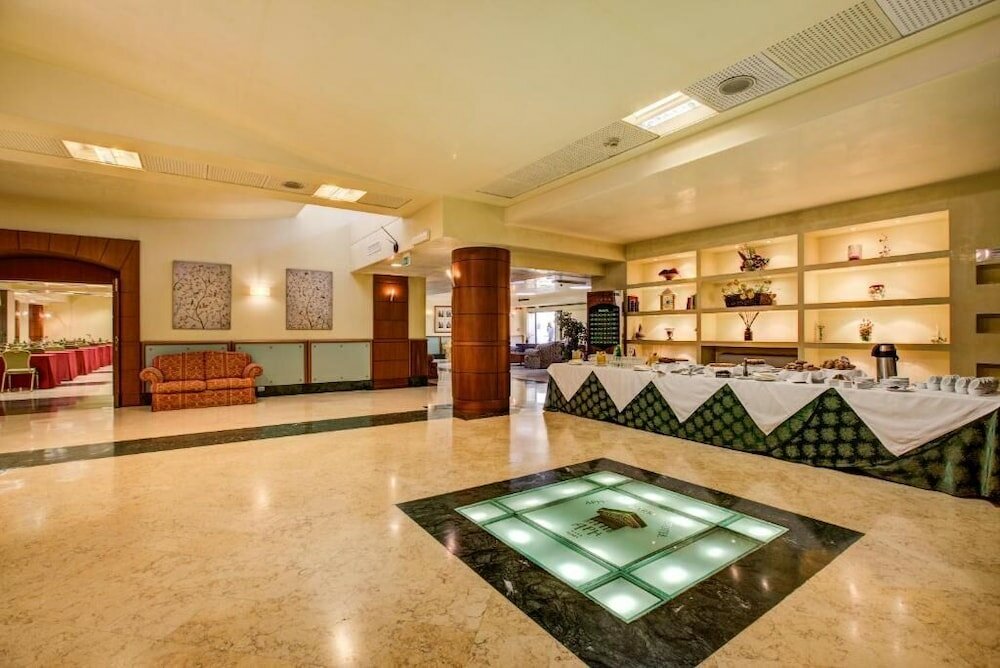 Фото Appia Park Hotel