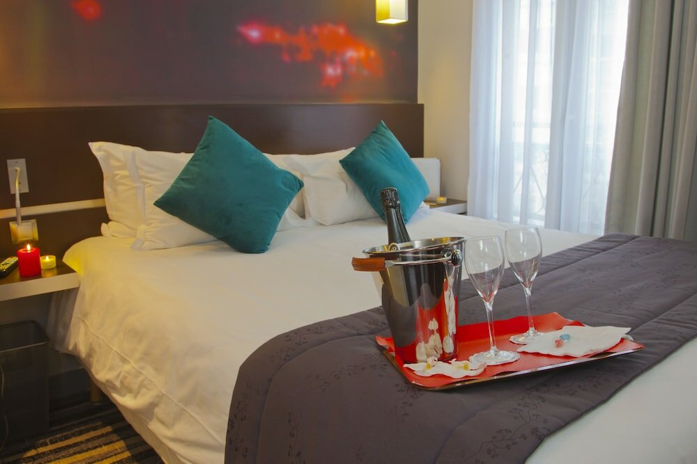 Фото Hotel Lumières Montmartre Paris