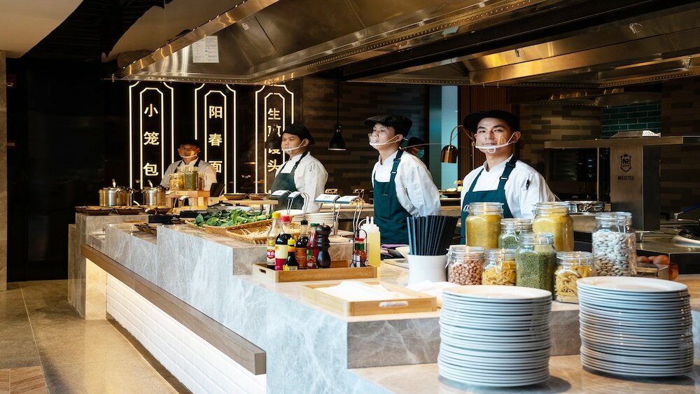 Фото Holiday Inn Shanghai Nanjing Road